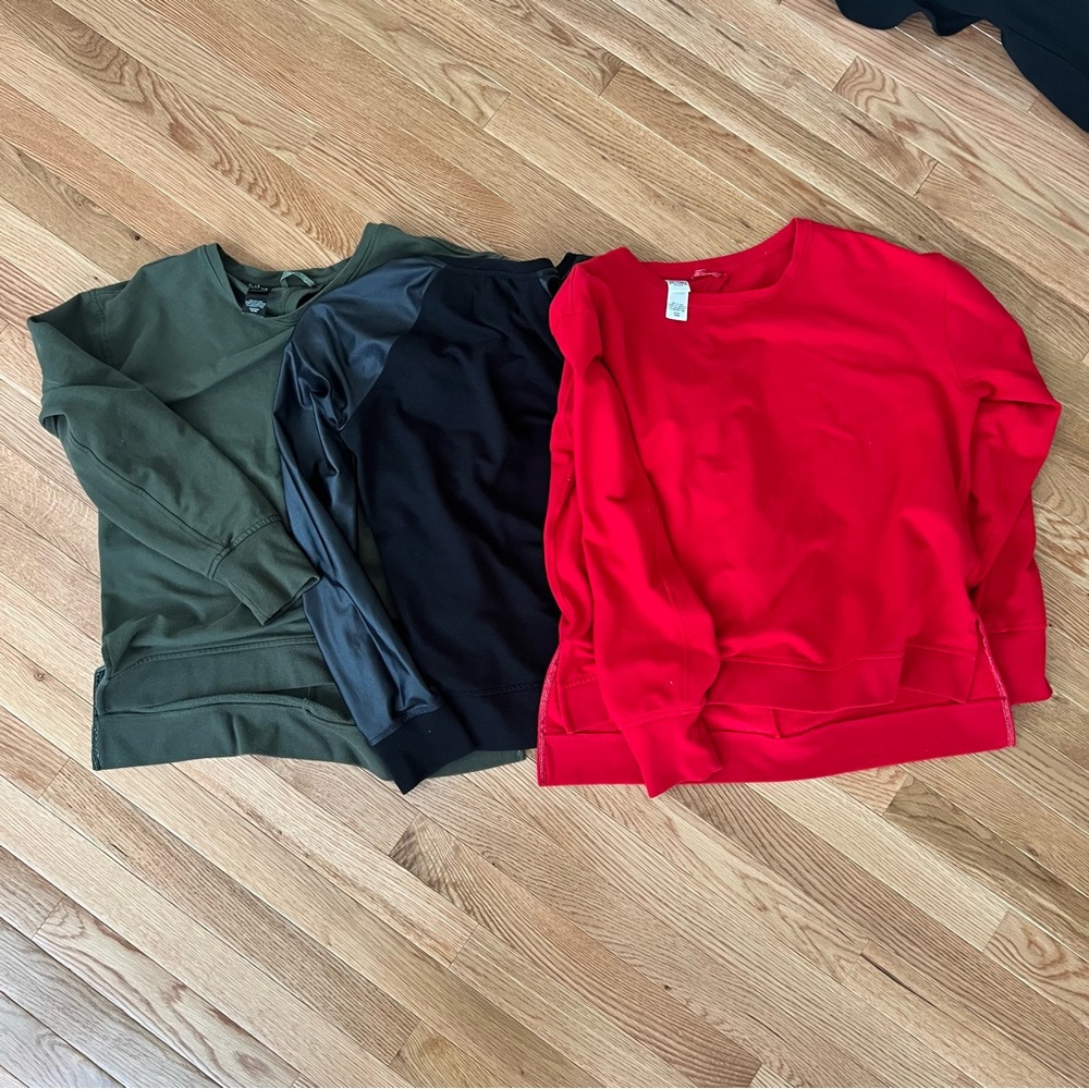 VS Active Sweater Bundle